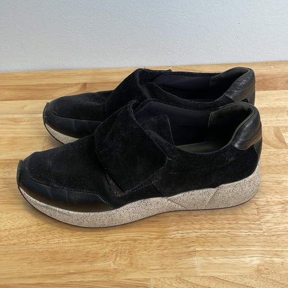 Vince Gage Suede Sneakers - Picture 5 of 12